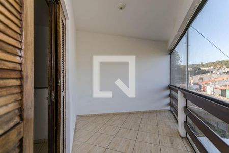 Sacada de casa para alugar com 2 quartos, 85m² em Jardim Rubi, Mogi das Cruzes