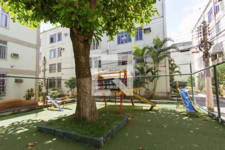 Apartamento à venda com 73m², 2 quartos e sem vagaParquinho