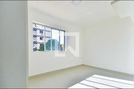 Apartamento para alugar com 76m², 3 quartos e 1 vaga Apartamento para alugar com 76m², 3 quartos e 1 vagaQuarto 1