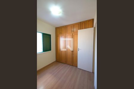 Apartamento à venda com 100m², 3 quartos e 2 vagasQuarto 2