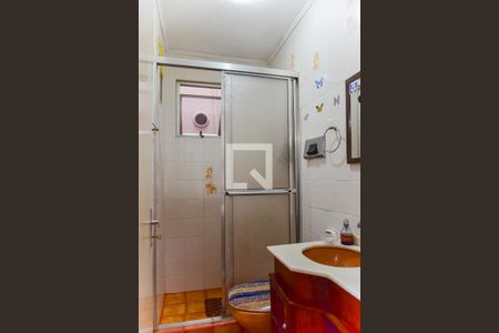 Banheiro de apartamento à venda com 1 quarto, 50m² em Jardim Leopoldina, Porto Alegre