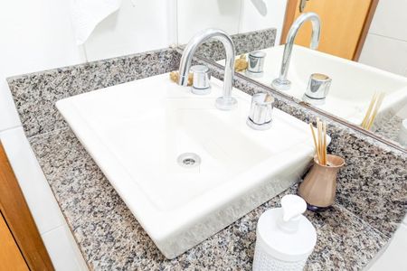 Apartamento à venda com 105m², 3 quartos e 2 vagas Apartamento à venda com 105m², 3 quartos e 2 vagasBanheiro