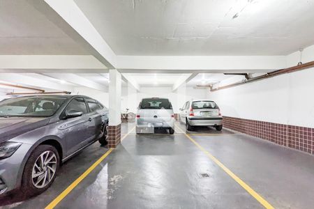 Apartamento à venda com 105m², 3 quartos e 2 vagas Apartamento à venda com 105m², 3 quartos e 2 vagasGaragem