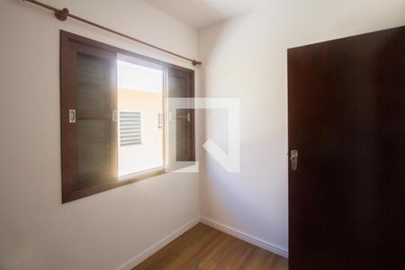 Casa à venda com 125m², 3 quartos e 2 vagasQuarto 2