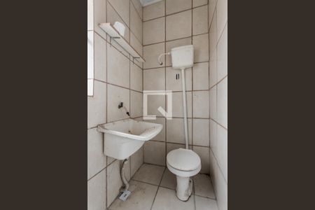 Casa para alugar com 65m², 1 quarto e 2 vagas Casa para alugar com 65m², 1 quarto e 2 vagasBanheiro