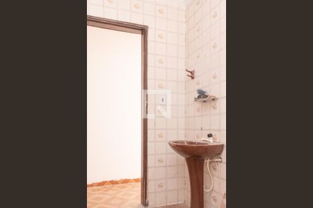 Casa para alugar com 250m², 2 quartos e 1 vagaBanheiro