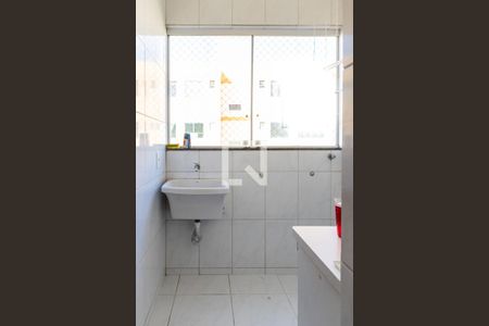 Apartamento para alugar com 69m², 2 quartos e 1 vagaÁrea de Serviço