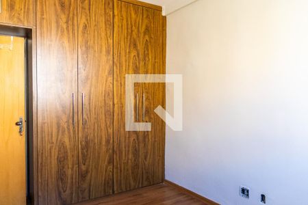 Apartamento para alugar com 69m², 2 quartos e 1 vagaQuarto 2