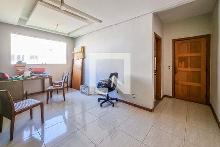 Sala de apartamento para alugar com 2 quartos, 69m² em Heliópolis, Belo Horizonte