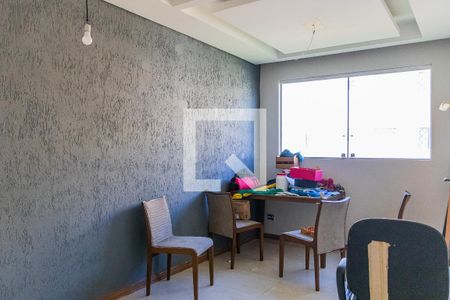 Sala de apartamento para alugar com 2 quartos, 69m² em Heliópolis, Belo Horizonte