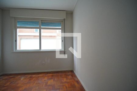 Quarto 1 de apartamento para alugar com 2 quartos, 64m² em Petrópolis, Porto Alegre