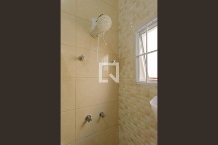 Casa à venda com 120m², 3 quartos e 2 vagasBanheiro