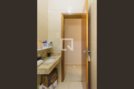 Casa à venda com 120m², 3 quartos e 2 vagasBanheiro da Suíte