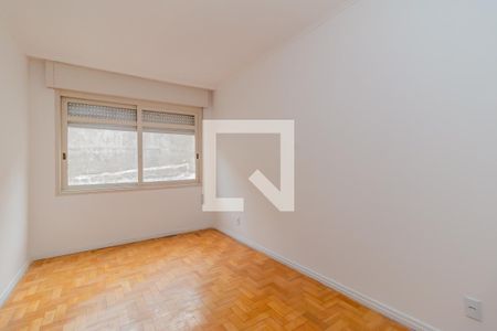 Quarto 1 de apartamento para alugar com 2 quartos, 72m² em Santana, Porto Alegre