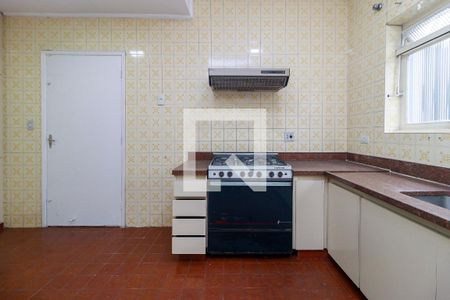 Cozinha de casa para alugar com 3 quartos, 180m² em Vila Cordeiro, São Paulo