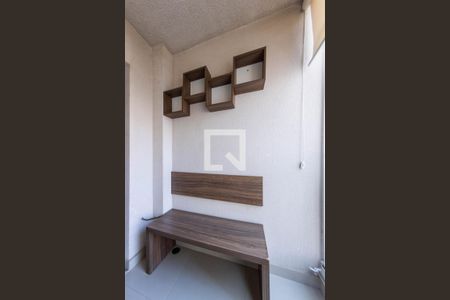 varanda de apartamento para alugar com 3 quartos, 69m² em Vila Ivone, São Paulo