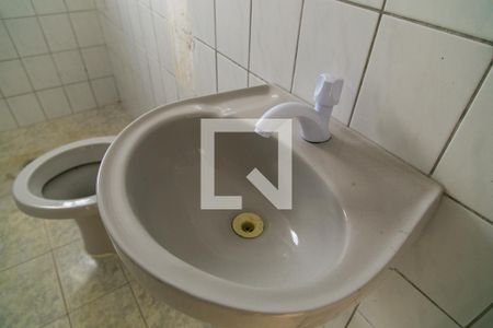 Casa à venda com 90m², 2 quartos e sem vagaBanheiro - Torniera