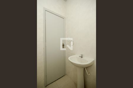 banheiro de apartamento para alugar com 1 quarto, 30m² em Copacabana, Rio de Janeiro