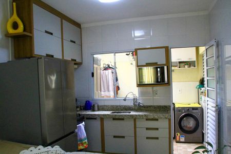 Casa de condomínio à venda com 45m², 2 quartos e 1 vaga Casa de condomínio à venda com 45m², 2 quartos e 1 vagaSala/Cozinha