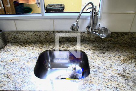 Casa de condomínio à venda com 45m², 2 quartos e 1 vaga Casa de condomínio à venda com 45m², 2 quartos e 1 vagaCozinha - Torneira