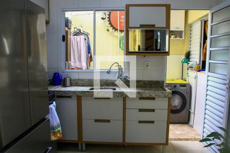 Casa de condomínio à venda com 45m², 2 quartos e 1 vaga Casa de condomínio à venda com 45m², 2 quartos e 1 vagaSala/Cozinha