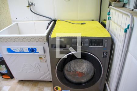 Casa de condomínio à venda com 45m², 2 quartos e 1 vaga Casa de condomínio à venda com 45m², 2 quartos e 1 vagaÁrea de Serviço