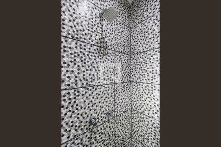 Apartamento à venda com 54m², 1 quarto e 2 vagasDetalhe banheiro