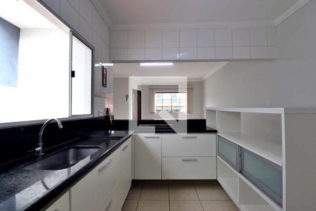 Cozinha de casa à venda com 3 quartos, 214m² em Parque Oratorio, Santo André