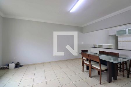 Sala de casa à venda com 3 quartos, 214m² em Parque Oratorio, Santo André