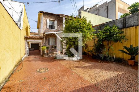 Casa para alugar com 264m², 4 quartos e 5 vagas Casa para alugar com 264m², 4 quartos e 5 vagasEntrada da Casa