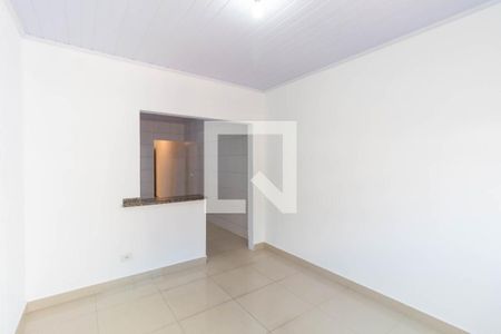 Sala de casa para alugar com 2 quartos, 75m² em Vila Domitila, São Paulo