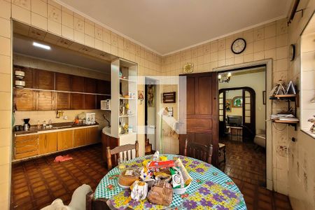 Casa à venda com 370m², 3 quartos e 5 vagas Casa à venda com 370m², 3 quartos e 5 vagasCopa