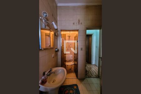 Casa à venda com 370m², 3 quartos e 5 vagas Casa à venda com 370m², 3 quartos e 5 vagasBanheiro 2