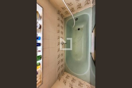 Casa à venda com 370m², 3 quartos e 5 vagas Casa à venda com 370m², 3 quartos e 5 vagasBanheiro 1