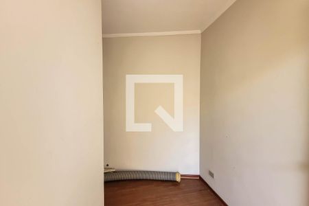 Casa à venda com 370m², 3 quartos e 5 vagas Casa à venda com 370m², 3 quartos e 5 vagasQuarto de Serviço