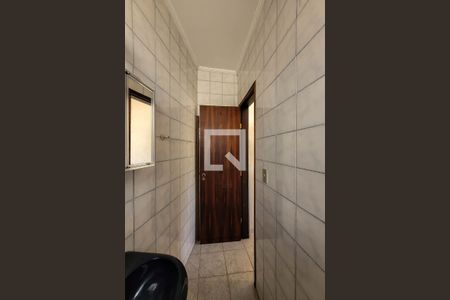 Casa à venda com 370m², 3 quartos e 5 vagas Casa à venda com 370m², 3 quartos e 5 vagasBanheiro ( casa de hospedes )