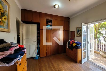 Casa à venda com 370m², 3 quartos e 5 vagas Casa à venda com 370m², 3 quartos e 5 vagasQuarto 1