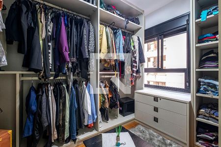 Apartamento à venda com 70m², 2 quartos e 2 vagasQuarto 2 (Closet)