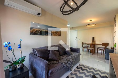 Apartamento à venda com 70m², 2 quartos e 2 vagasSala