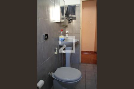 Casa à venda com 52m², 2 quartos e 1 vagaBanheiro