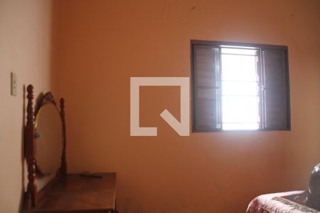 Quarto 2 de casa para alugar com 2 quartos, 52m² em Vila Curuçá, São Paulo