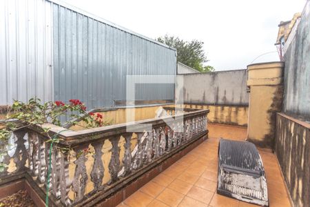 Casa à venda com 135m², 3 quartos e 2 vagasQuintal
