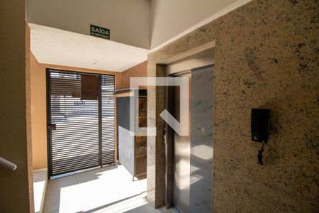 Apartamento para alugar com 42m², 2 quartos e sem vaga Apartamento para alugar com 42m², 2 quartos e sem vagaEntrada