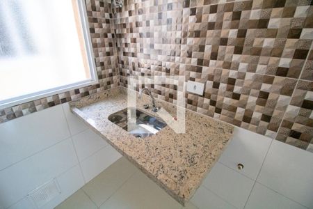 Detalhe cozinha de apartamento para alugar com 2 quartos, 42m² em Jardim Três Marias, São Paulo