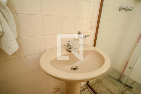 Casa à venda com 104m², 3 quartos e 1 vaga Casa à venda com 104m², 3 quartos e 1 vagaBanheiro