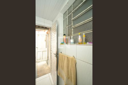 Casa à venda com 104m², 3 quartos e 1 vaga Casa à venda com 104m², 3 quartos e 1 vagaBanheiro externo