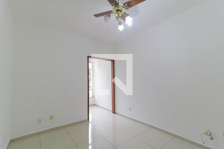 Sala de apartamento para alugar com 2 quartos, 70m² em Quintino Bocaiúva, Rio de Janeiro