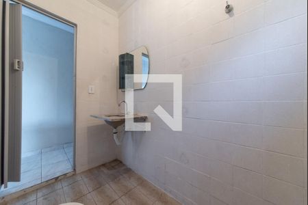 Casa para alugar com 80m², 2 quartos e 1 vaga Casa para alugar com 80m², 2 quartos e 1 vagaBanheiro Social 1