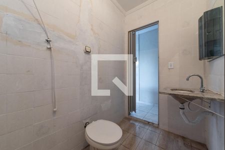 Casa para alugar com 80m², 2 quartos e 1 vaga Casa para alugar com 80m², 2 quartos e 1 vagaBanheiro Social 1