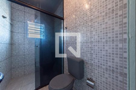 Casa para alugar com 80m², 2 quartos e 1 vaga Casa para alugar com 80m², 2 quartos e 1 vagaBanheiro Social 2